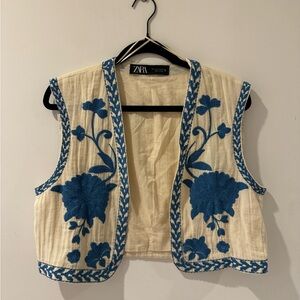 Zara blue embroidered open front vest
